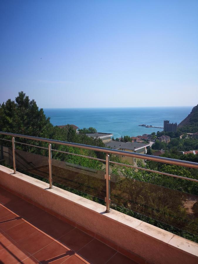 Seaview Apartment Complex Karia Kavarna Eksteriør bilde