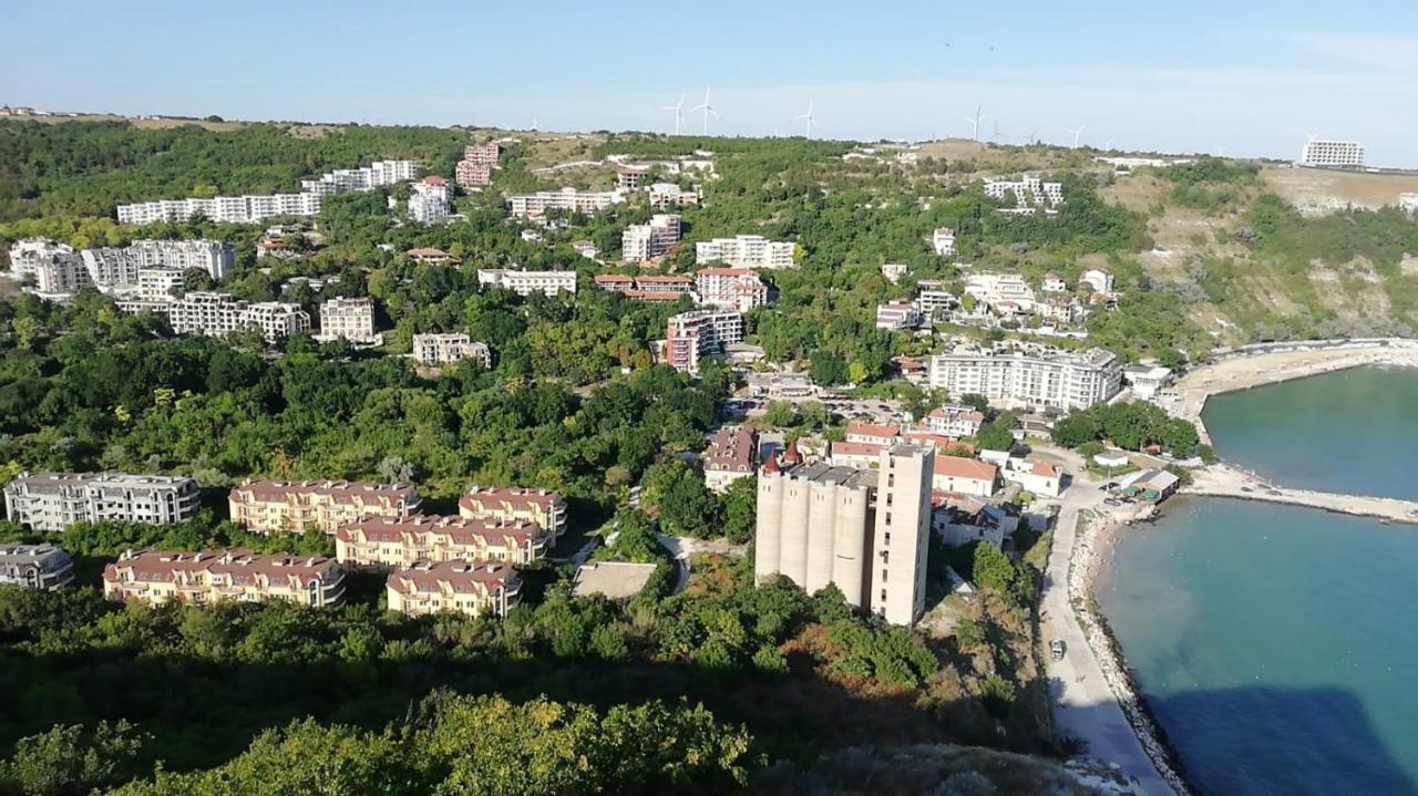 Seaview Apartment Complex Karia Kavarna Eksteriør bilde